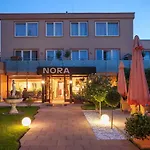 Nora 3*