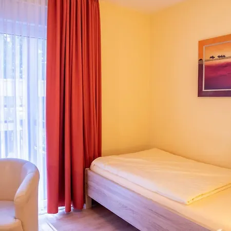 Hotel Nora 3*